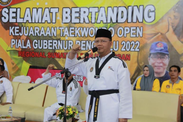 Gubernur Bengkulu Rohidin Mersyah 