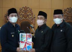 Pemkab BU Sampaikan Nota Pengantar Pertanggungjawaban APBD Anggaran 2021