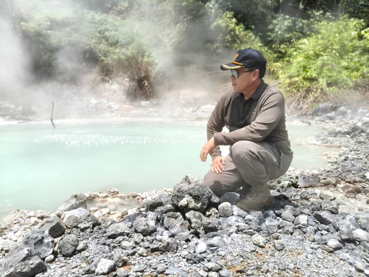 Perkenalkan Pariwisata, Bupati Azhari Jelajahi Telaga 7 Warna