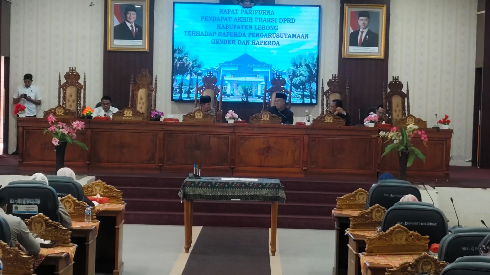 Rapat Paripurna, Fraksi DPRD Lebong Sampaikan Pandangan Akhir Terhadap Raperda PUG