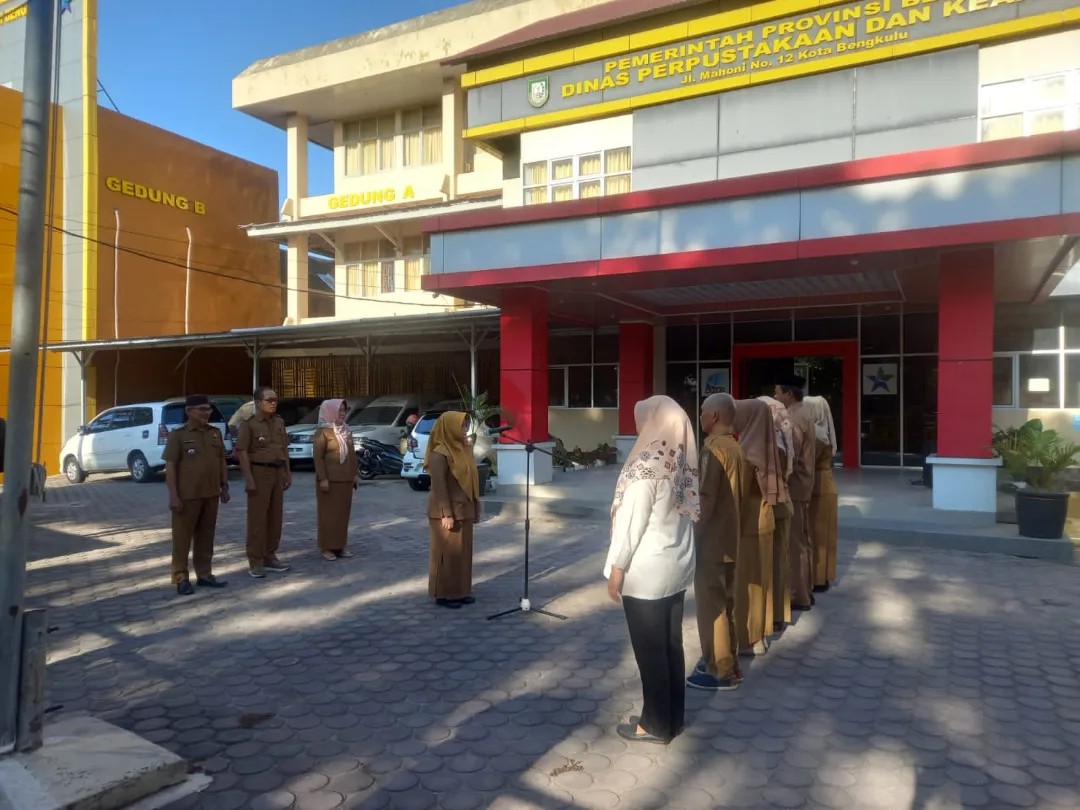 Sekretaris DPK Pimpin Apel Pagi Jajaran