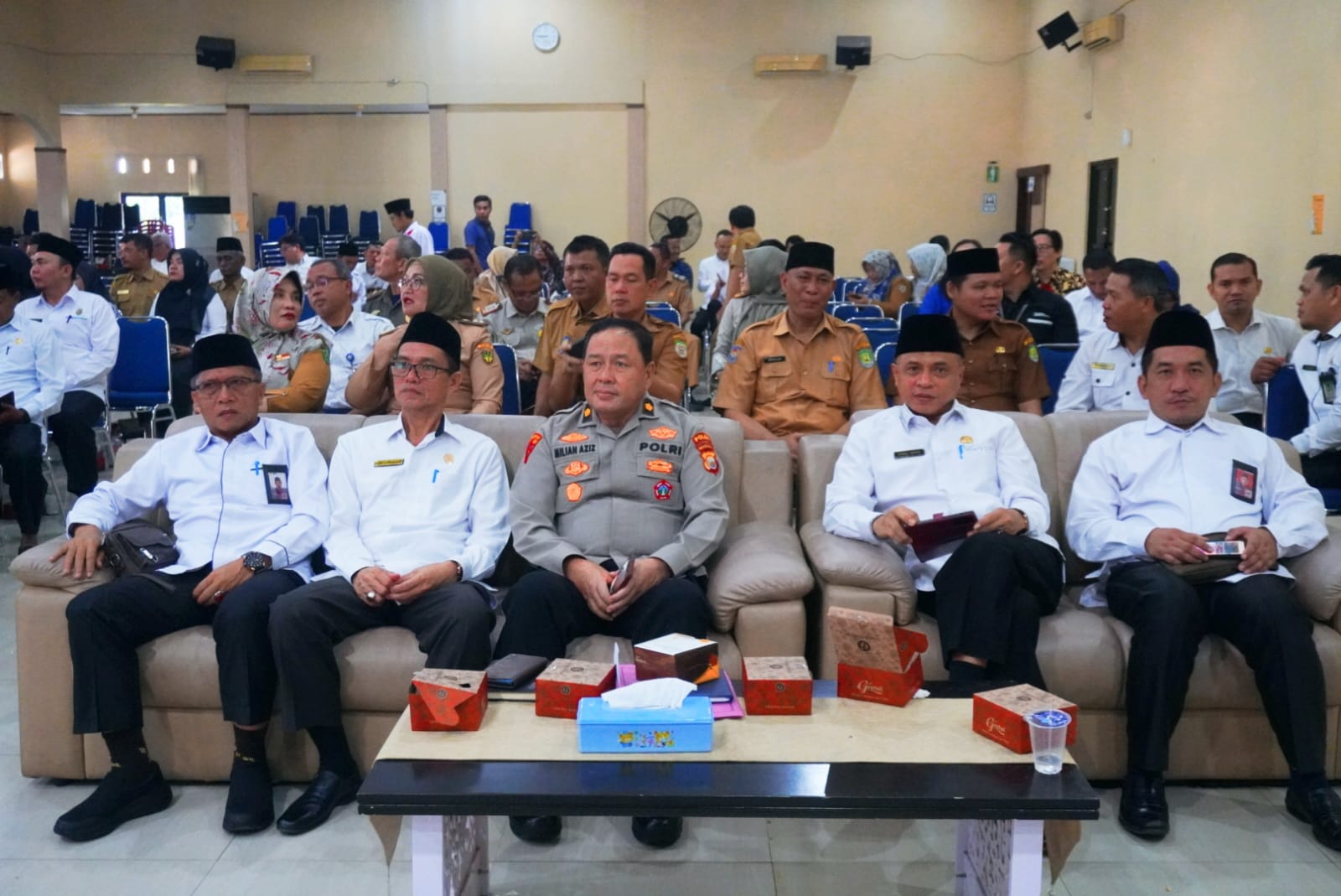 Asisten I Hadiri Rapat Persiapan Keberangkatan Calon Jemaah Haji 