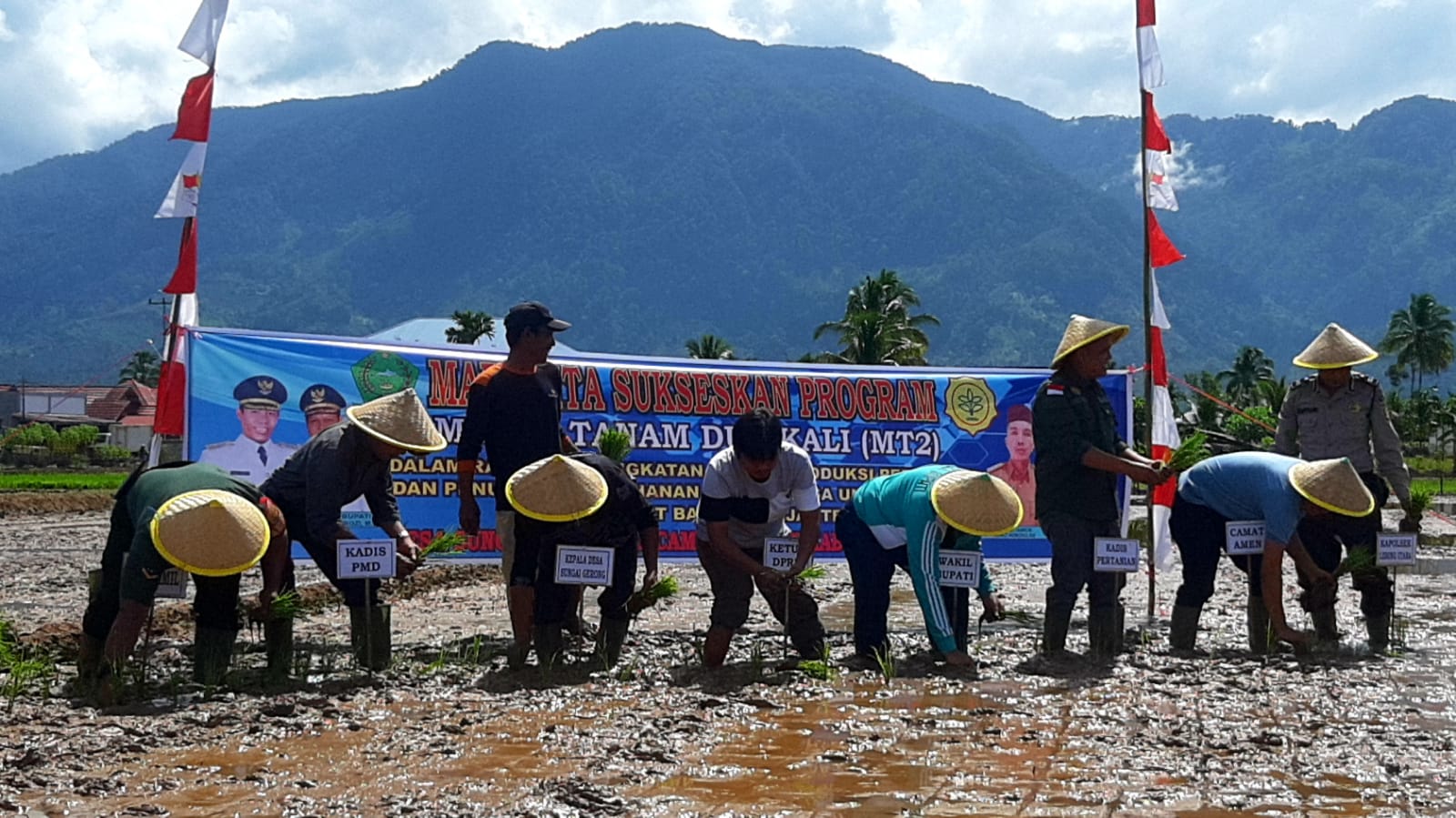 Wabup Lebong Launching MT-II Di Desa Sungai Gerong