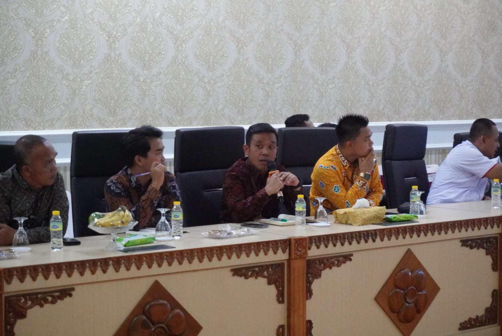 Gubernur Rohidin Pimpin Rapat Rapat Lanjutan Pembahasan Trayek Tol Laut Bengkulu