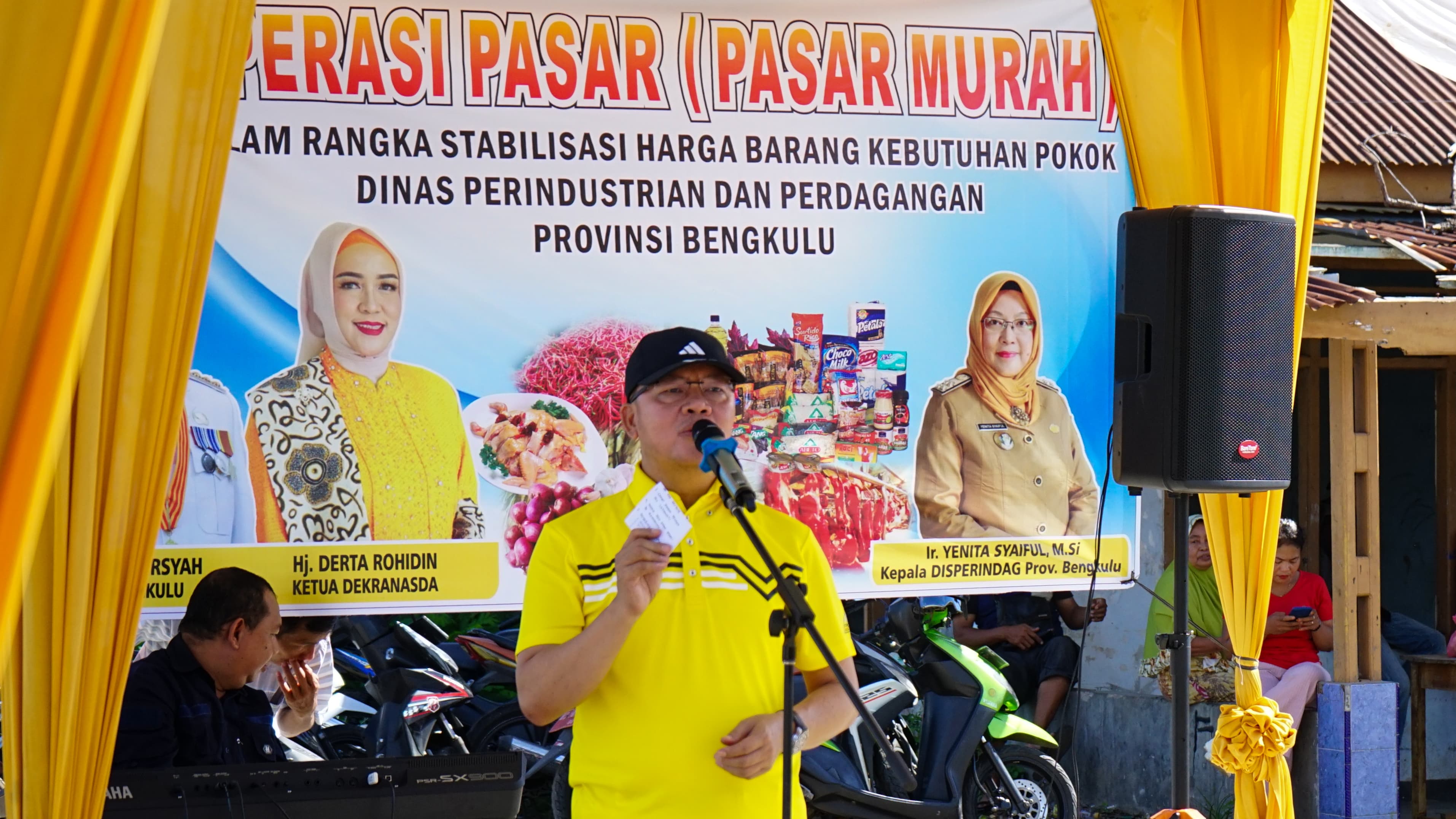 Gubernur Rohidin Buka Operasi Pasar Murah