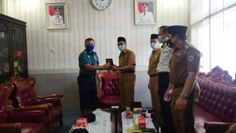 Asisten 1 Gotri menerima Kunjungan