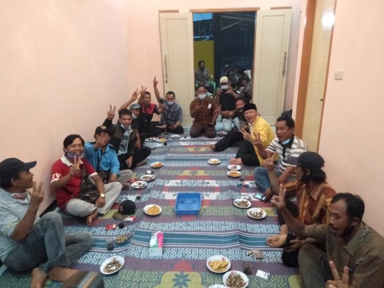 Rohidin Mersyah Bersama Masyarakat Desa Air Sebayur