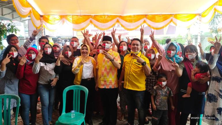 Foto bersama Rohidin Mersyah