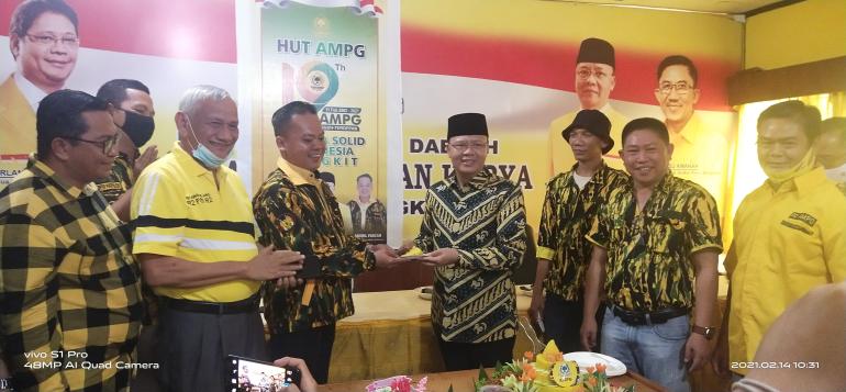 Ketua Dewan Pembina AMPG dan Ketua AMPG 