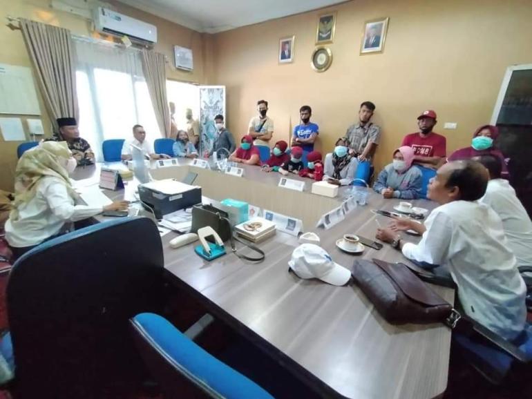 Dewan Kota Dengarkan Curhatan Keluarga Nelayan Hilang