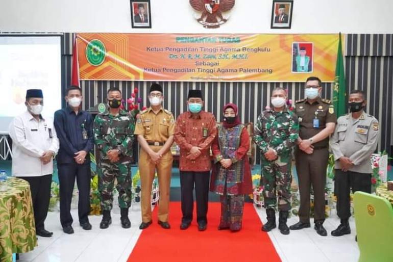 Asisten III Hadiri Acara Pengantar Tugas Ketua PTA Bengkulu