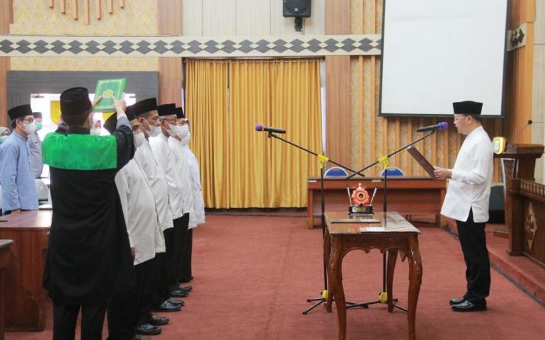 Gubernur Rohidin Lantik Pengurus Baznas 2021-2026