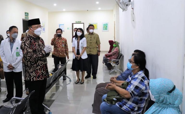 Tinjau Vaksinasi Ibu Hamil Gubernur Rohidin Ingin Pastikan Berjalan Aman dan Lancar