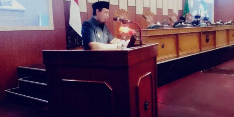 Tanggapi Pandangan Umum Fraksi Walikota Sampaikan Terima Kasih dan Apresiasi