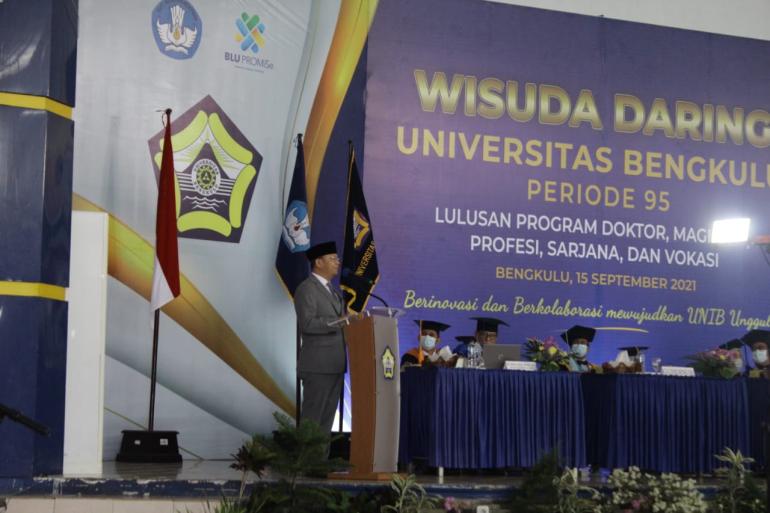 Ini Pesan Gubernur Rohidin untuk Wisuda UNIB