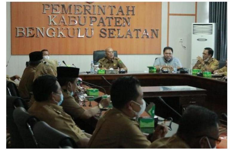 Bupati BS Akan Ngantor di Desa