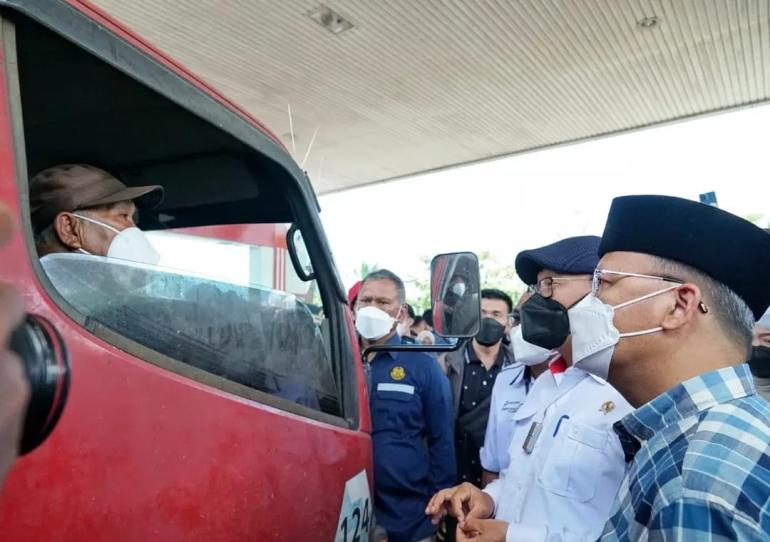 Solar Sudsidi Langka, Menteri ESDM Tinjau SPBU Bengkulu