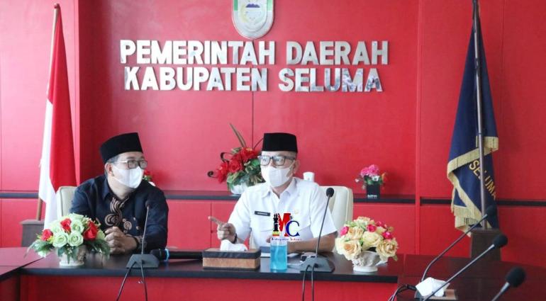 Plt Bappeda seluma Bersama Asisten Ikuti Musrenbang secara Virtual