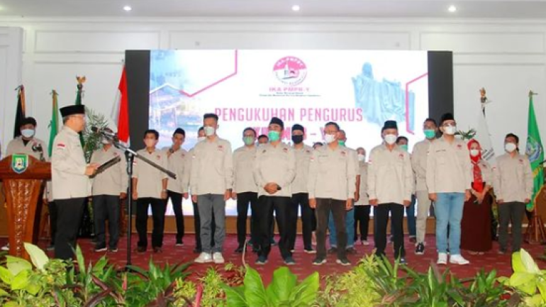 Pembacaan SK Oleh Dewan Pembina