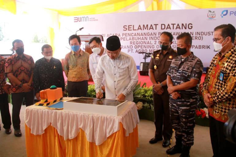 Penandatangan Oleh Gubernur Bengkulu