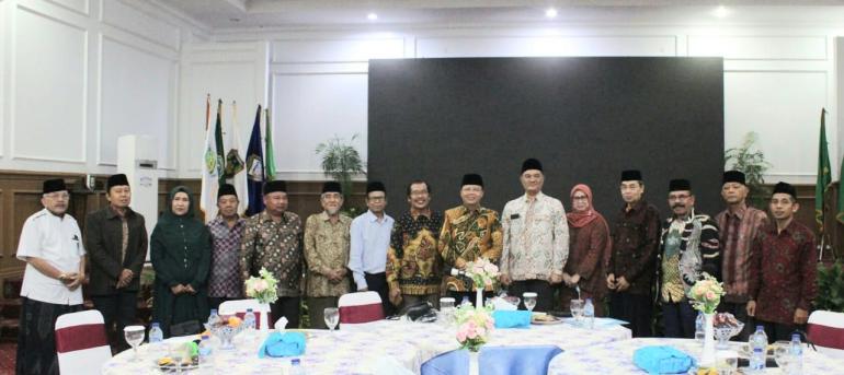 Gubernur Rohidin Gelar Pertemuan Penjabat Bupati Benteng dengan Tokoh Presidium