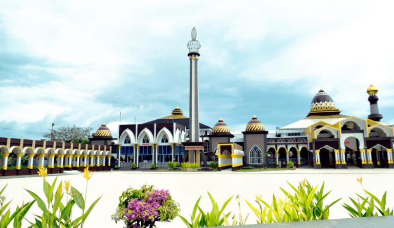 Pertama Kali, Masjid Raya Baitul Izzah Bengkulu Raih Juara III DMI Award 2022