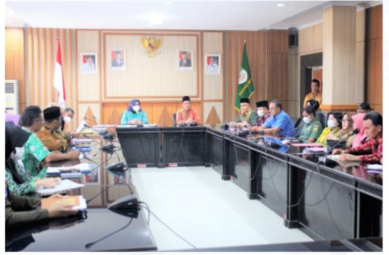 Pemprov Bengkulu Segera Surati Kementerian Terkait Atas Aktivitas Pertambangan Pasir Besi PT. Farming Levto Bhakti Abadi 