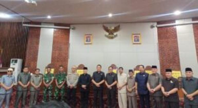 Tandatangani Nota Kesepakatan KUA PPAS APBD-P, Ini Kata Ketua DPRD