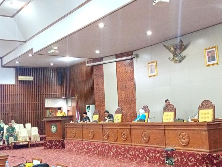 DPRD Provinsi Gelar Rapat Paripurna ke-4