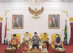 Gubernur Bengkulu Rohidin Mersyah 