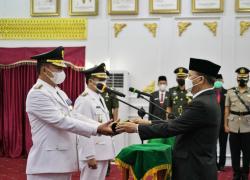 Gubernur Resmi Lantik Bupati Kaur
