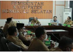 Bupati BS Akan Ngantor di Desa