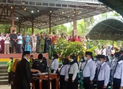 Tampak Bupati Pali sedang Melantik