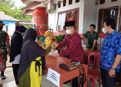 Wakil Bupati  Seluma Meninjau Operasi Pasar Minyak Goreng Sebanyak 6 Ton