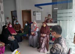Kadinkes Dan Tim Visitasi Melakukan Visitasi Izin Klinik Pratama Unib Medical Center