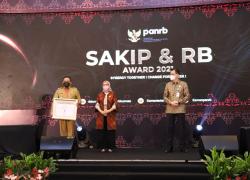 Pemerintah Kabupaten Seluma Menerima Penghargaan Sakip Dan RB Award Tahun 2021