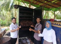 Pembinaan Dan Monitoring Pada Pelaku Usaha Ikan Asap Oleh Dinas Perikanan Seluma