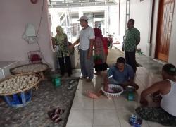 Dinas Pertanian Seluma Melaksanakan Pengawasan Serta Pembinaan Pengolahan Usaha Produk Pangan Asal Hewan